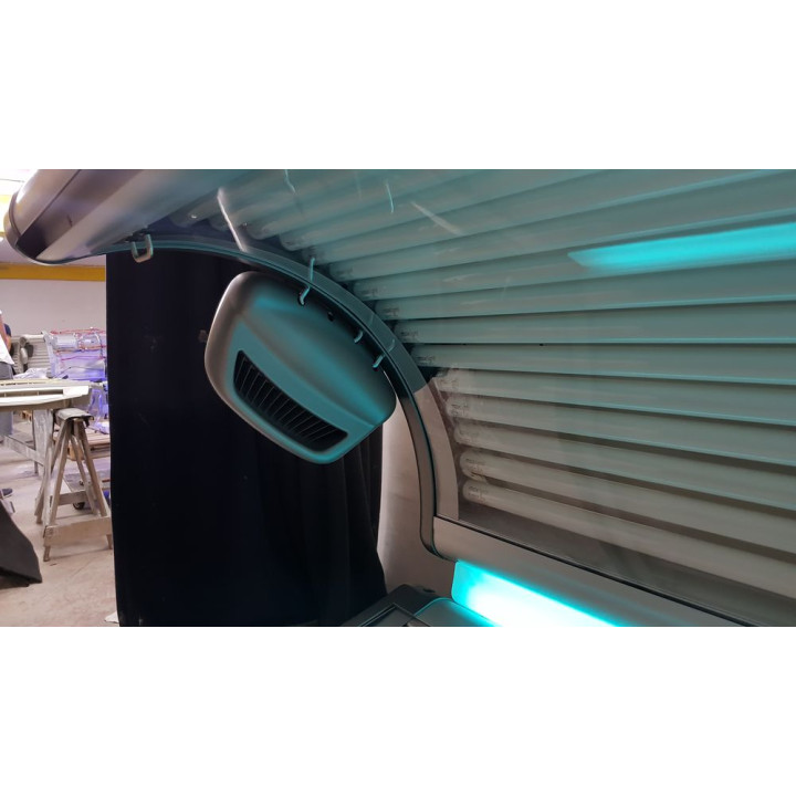 Luxura X3: 30/1 SLi, ambient flow light, sound box with my mp3. Nowe lampy