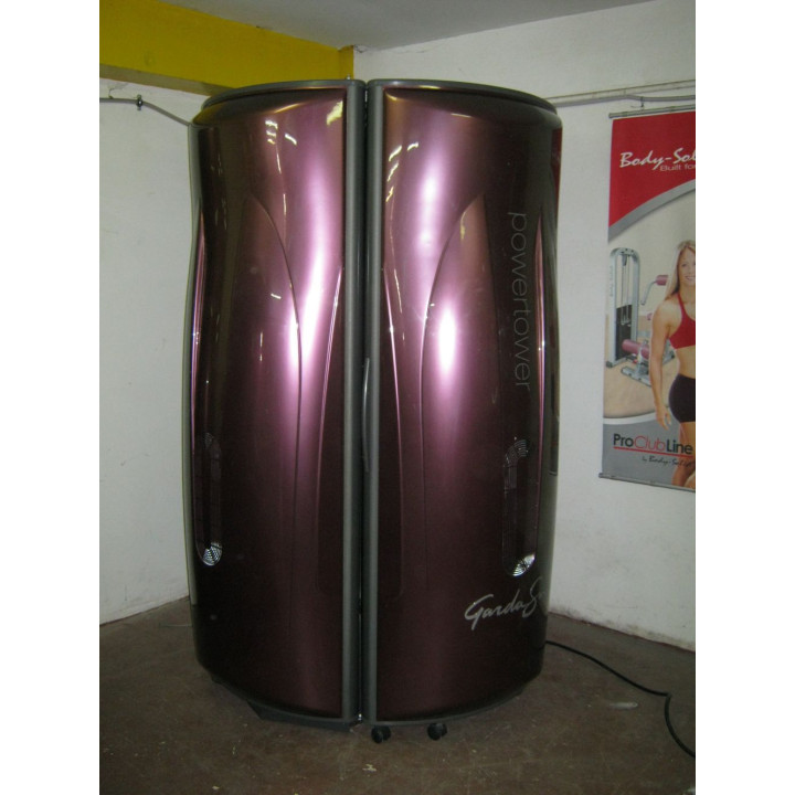 TowerPower 10000 z garderobą