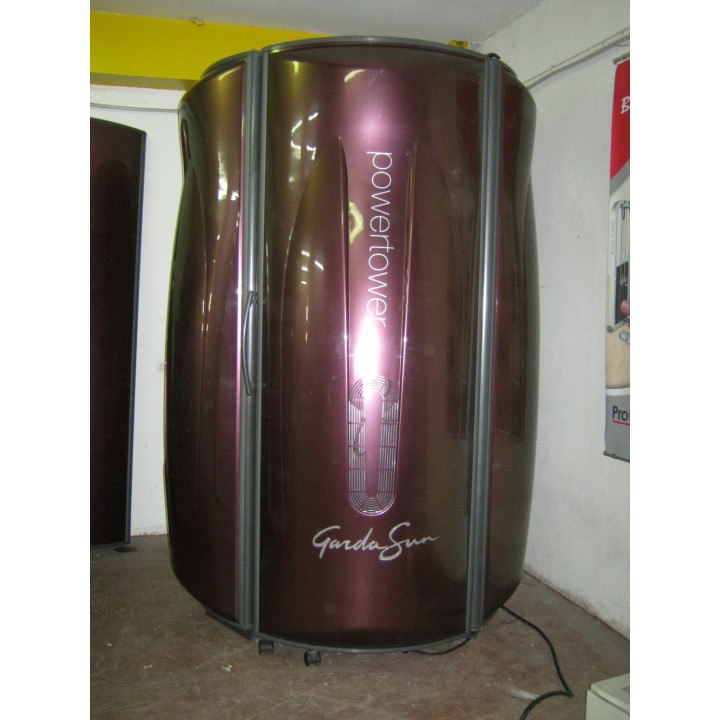 TowerPower 10000 z garderobą